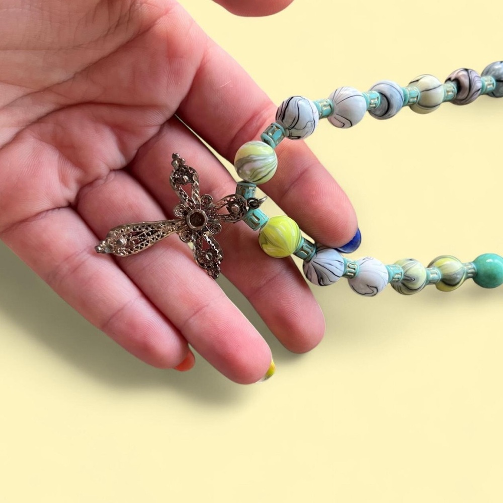 Elegant Beaded Necklace with Cross Pendant